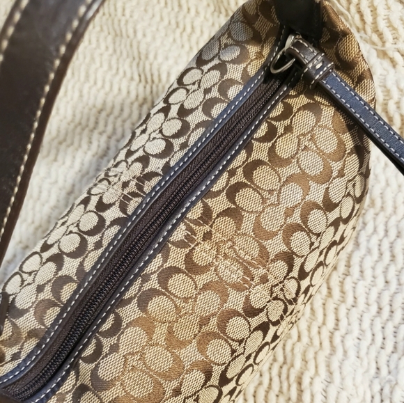 COACH SIGNATURE MINI PURSE - Picture 4 of 12